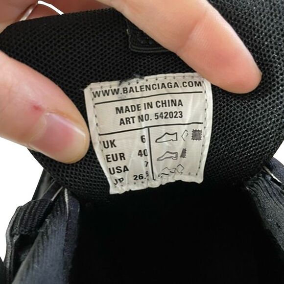 Balenciaga Track Sneakers in Black Polyurethane - Picture 7 of 8